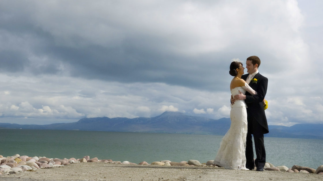 mulranny-park-hotel-wedding-couple-beach