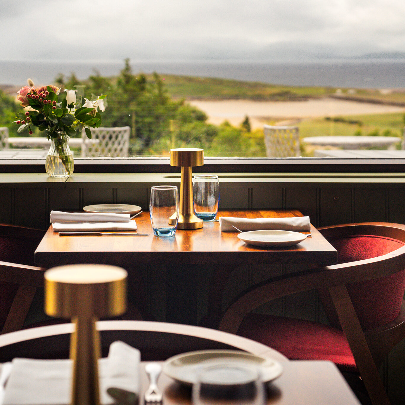 window table &ndash; green room